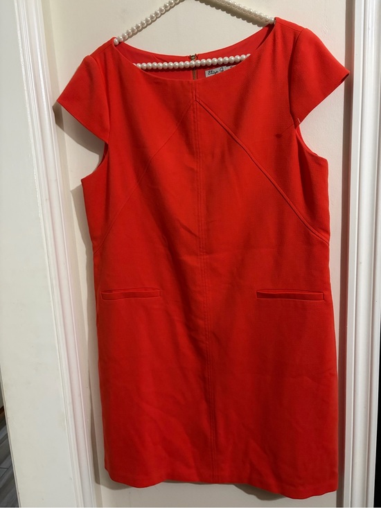 Eliza J Dresses & Skirts - Eliza J Red Cap-Sleeve Shift Dress